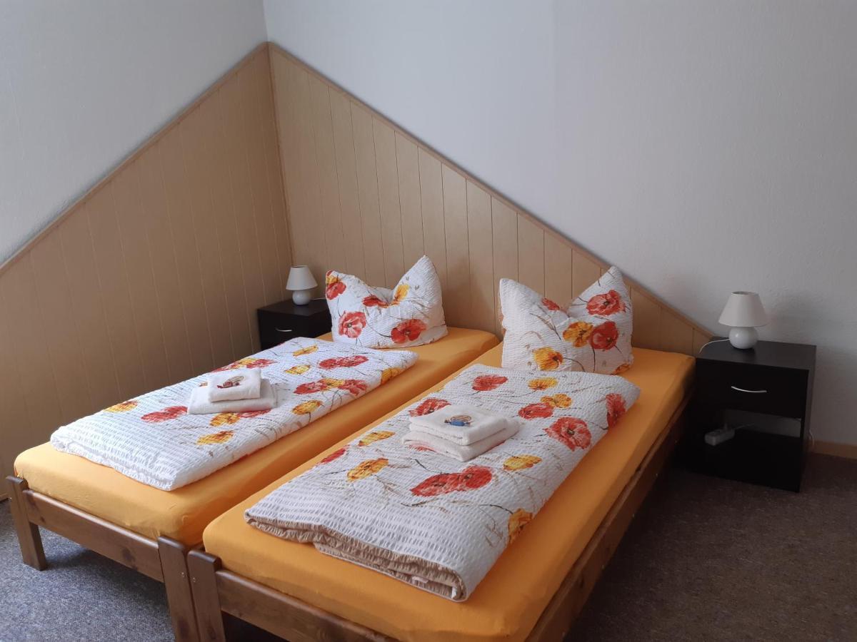 Ferienwohnung Weiss アウエ エクステリア 写真